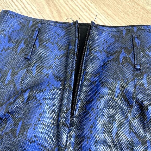 The Ragged Priest Racer blue snakeskin faux leather mini bodycon skirt small - Picture 4 of 5
